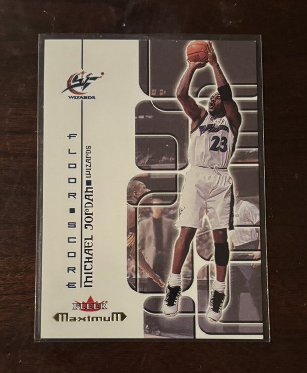 Michael Jordan - Floor Score -  2001-02 Fleer Maximum