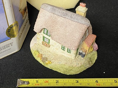 PENTHOUSE & PAVEMENT village オンライン bakery 置物