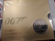 2020 JAMES BOND COIN FIVE 5 POUND COIN IN ROYAL MINT PACK BU BUNC