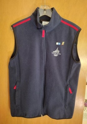 2006 WINTER OLYMPICS TORINO FLEECE VEST  SMALL  plus TWO LOGO PINS  Ships Free