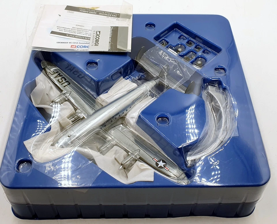 Corgi 1/144 Scale AA30402 - Lockheed VC-12A Constellation Columbine - Chrome - Image 4 of 4