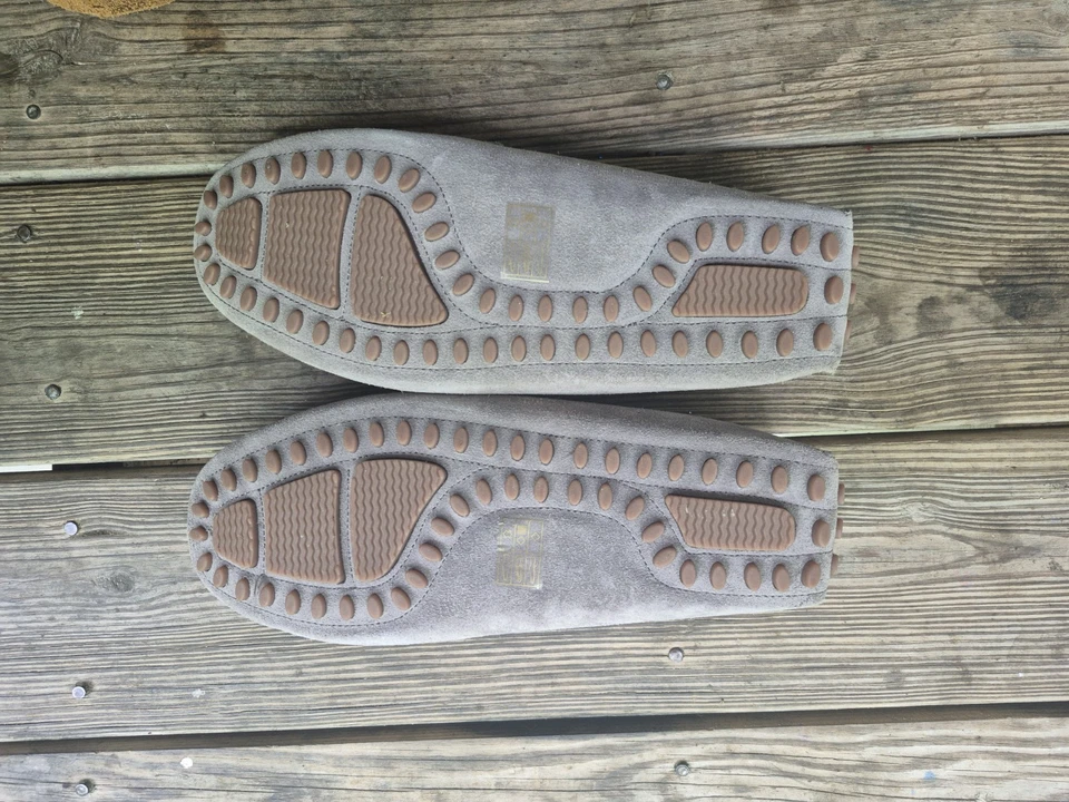 Mocasín inclinado de cuero gamuza gris Aldo  Foto 3 de 4