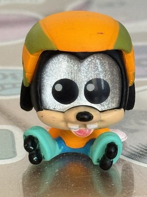 Disney Doorables Let's Party Skate Goofy Figure