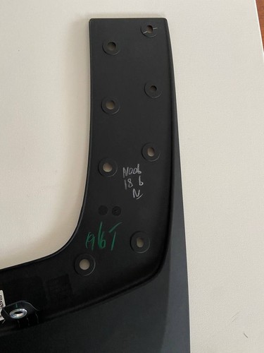 FORD RANGER RAPTOR NEXT-Gen 2022-24 Genuine Rear Right Splash Mud Guard Flap - Picture 4 of 6
