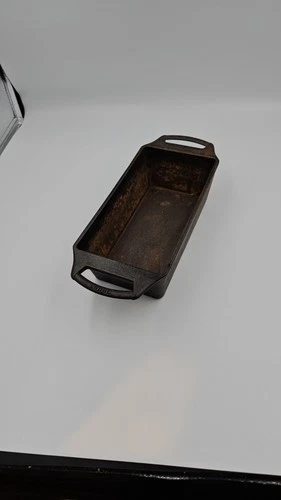 Vintage Lodge BW8LP Cast Iron Bread Loaf Pan 8.25x4.5x2.75"  Made in USA