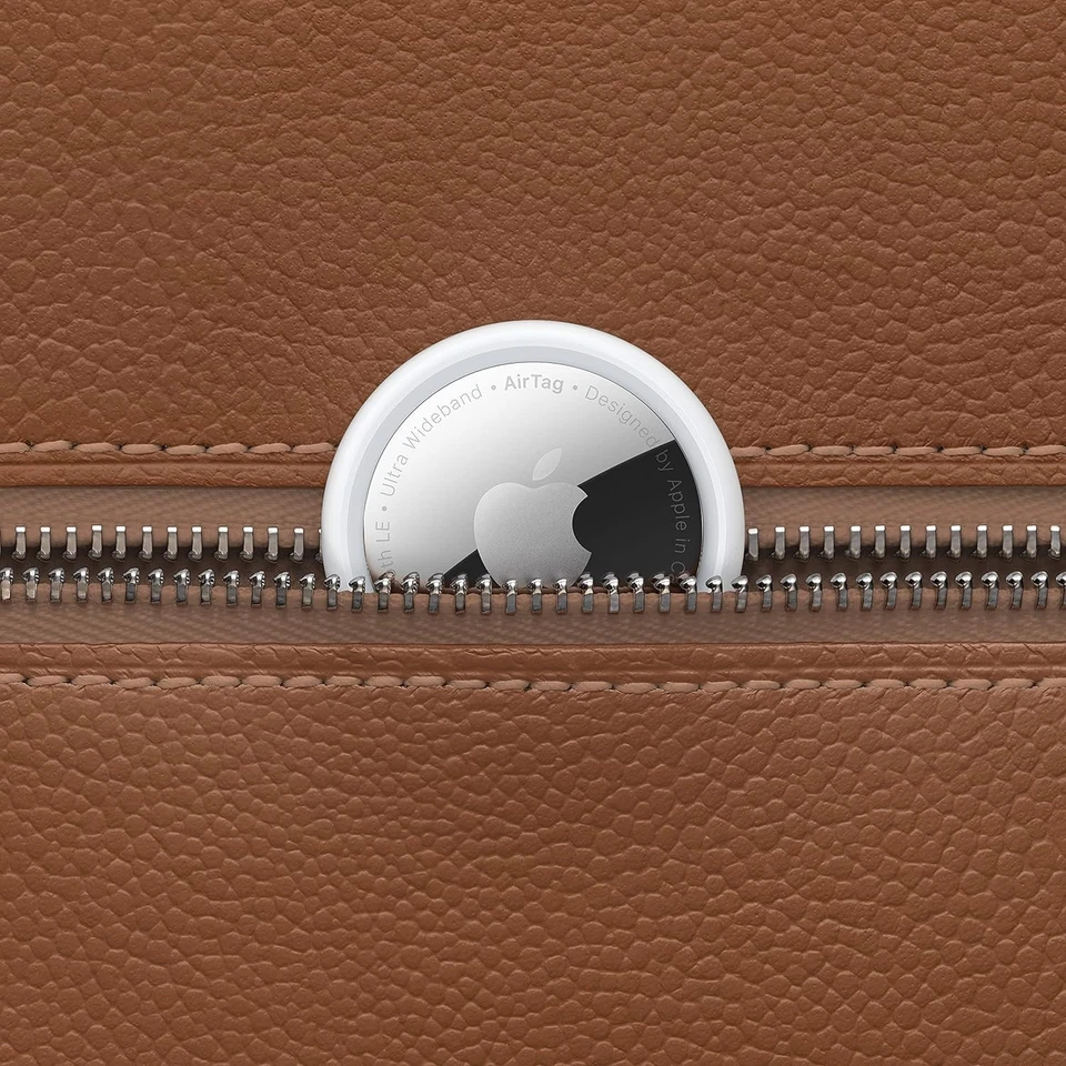 Apple Airtag 4 Pack. Keep Track of and Find Your Keys, Wallet, Luggage, Backpack - Image 4 of 4