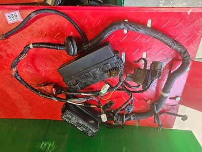 1998-2000 Nissan Micra K11 1L 3 door , under bonnet wiring loom fuse & relay box