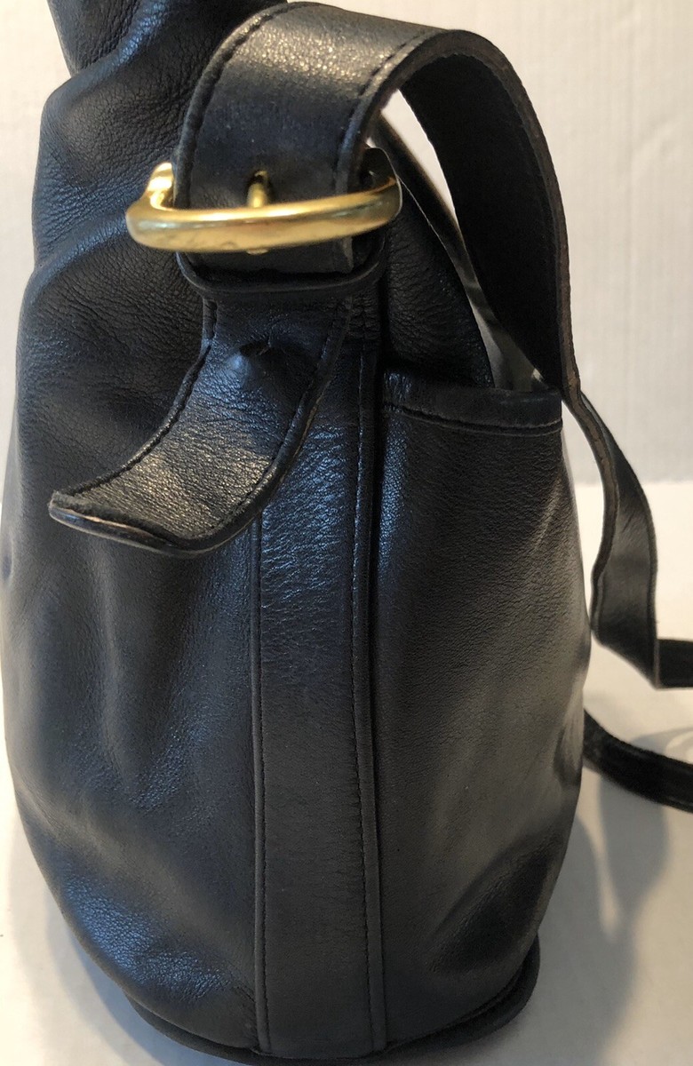 Coach Vintage Soho Bleeker Black Bucket Duffel Glove Leather
