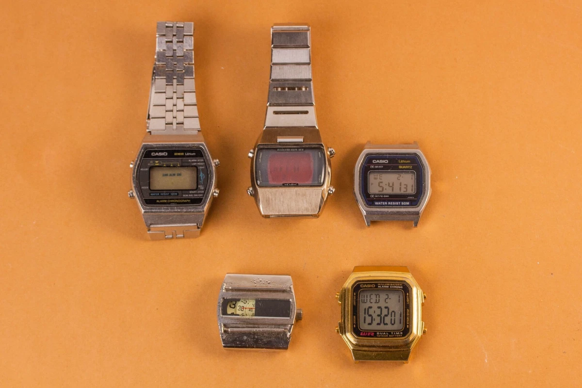 Junk Digital Japanese Vintage Watches for Parts or Repair Casio Seiko Alba AKA