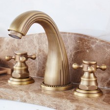 Antique Brass 3 Holes Double Handles Widespread Bathroom Vanity Sink Faucet