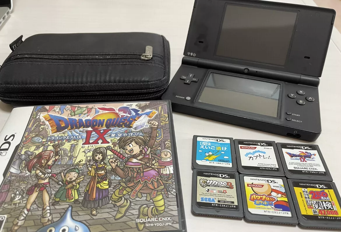 Nintendo DSi Launch Edition Black Handheld System