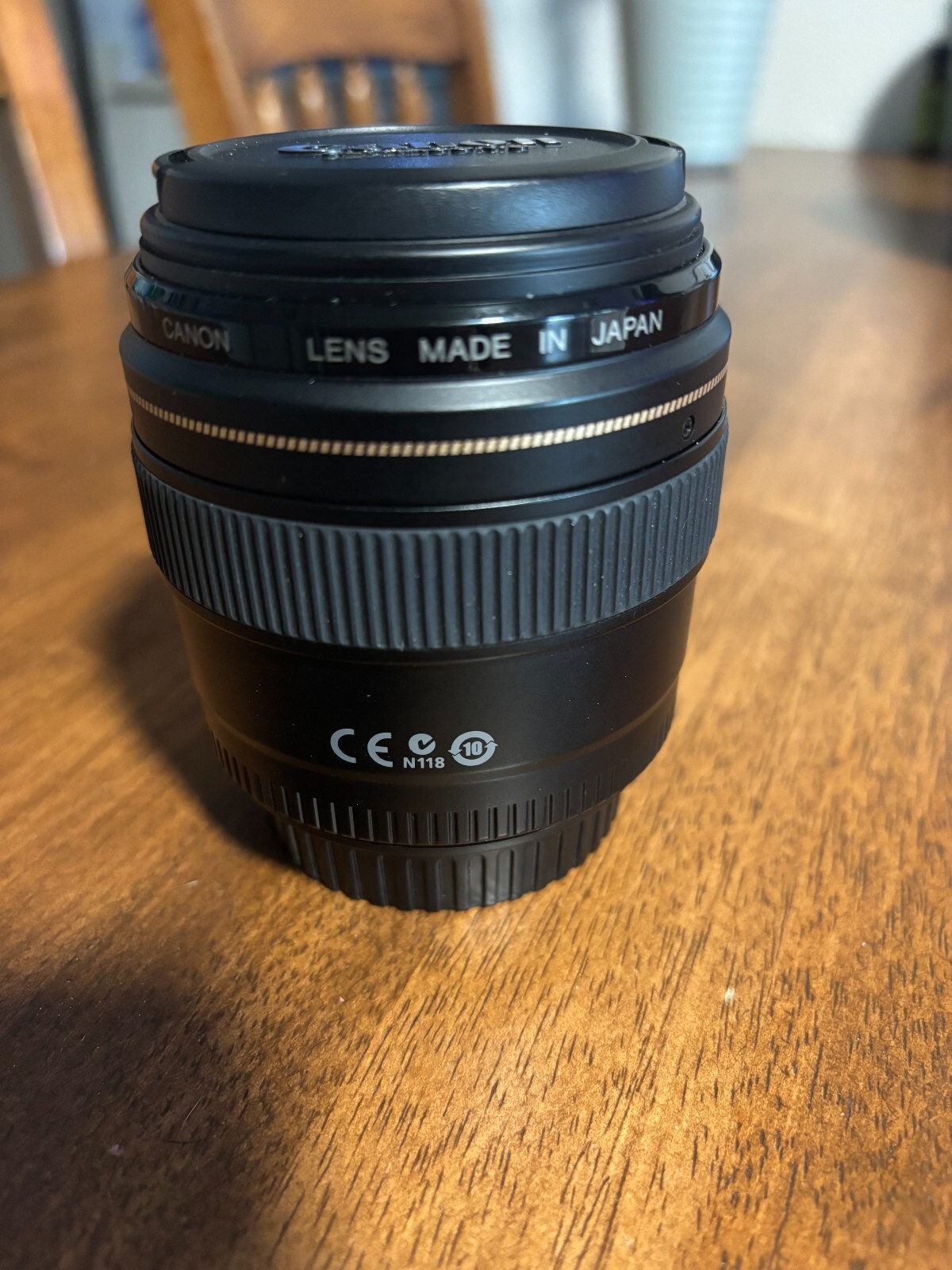 Canon EF 85mm F1.8 USM Fast Telephoto Lens for Portraits - Black