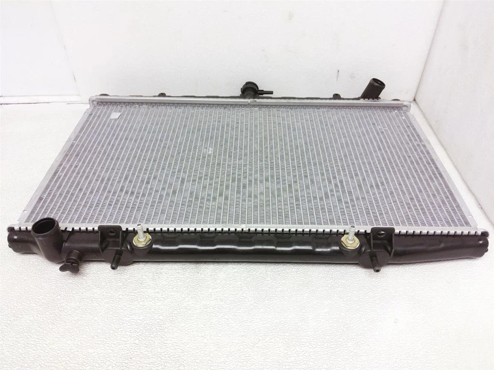 Радиатор с автоматической коробкой передач 1998-1999 Nissan Altima - неоригинальный - Изображение 3 из 4