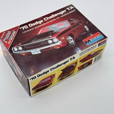 Vintage Monogram 70 Dodge Challenger Ta Model 124 Kit 2214 1983 - New