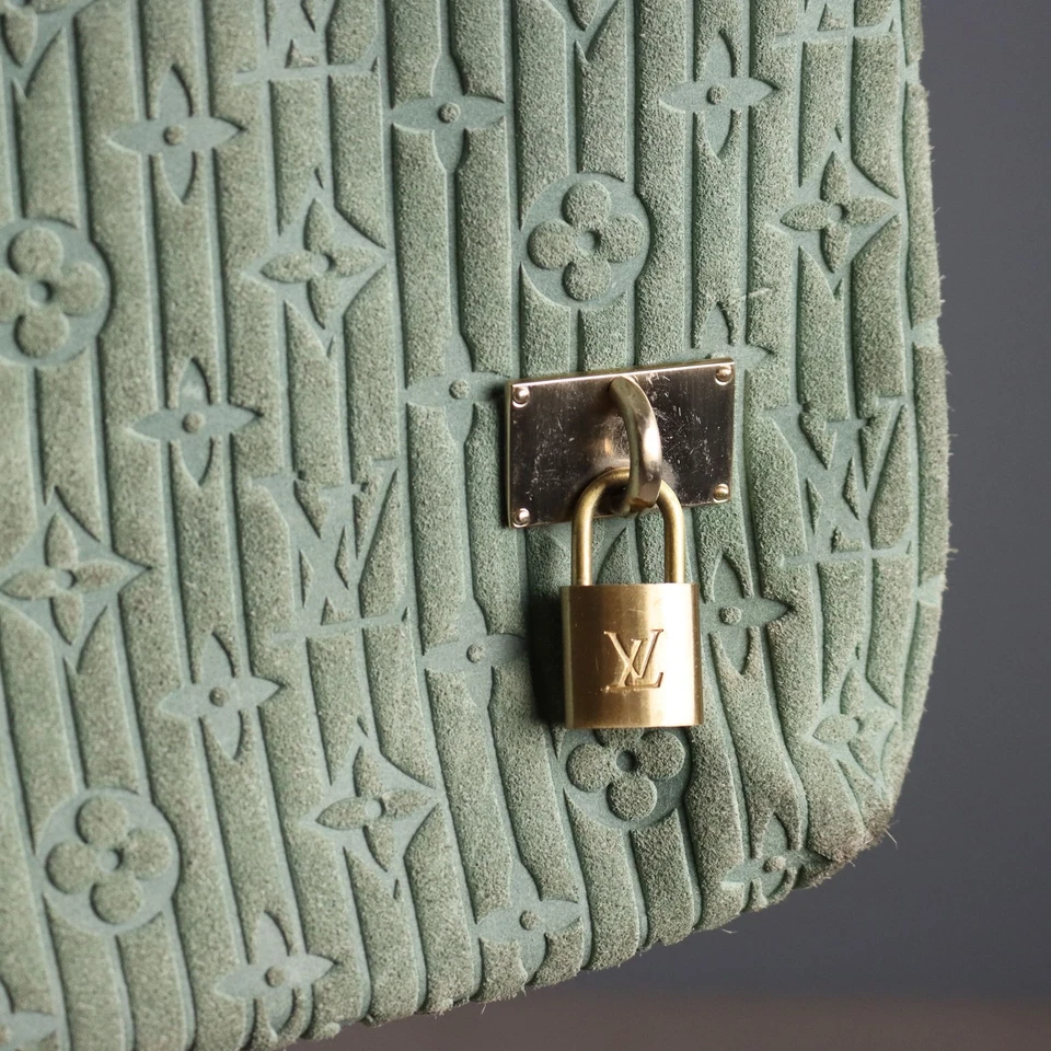 Louis Vuitton Borsa Whisper Pelle Scamosciata Monogram Pre-Loved Originale - Immagine 4 di 4