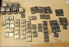 Intel CPU'S MIXED LOT/ LGA775, XEON, SOCKET 1366. COMPLETE LOT/PICS GREAT DEAL