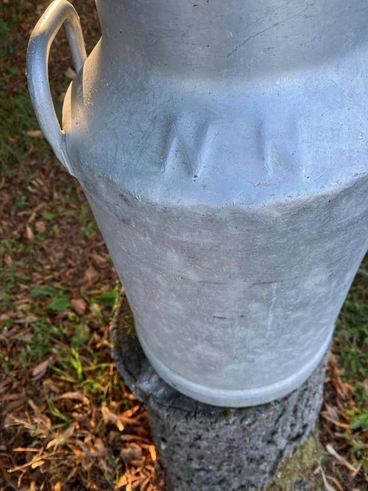 ancien bidon à lait de ferme en aluminium 20 litres HUGONNET pour mariage ou deo - Photo 3/4