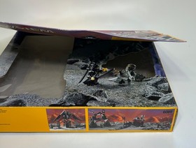 Lego System - Stone Tower Bridge - Set 6089 - 1998 Complete