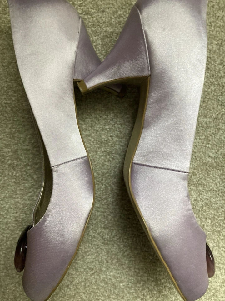 Phase Eight Matching Mauve Shoes and Clutch Bag Size 5 Shoes - Image 3 of 4