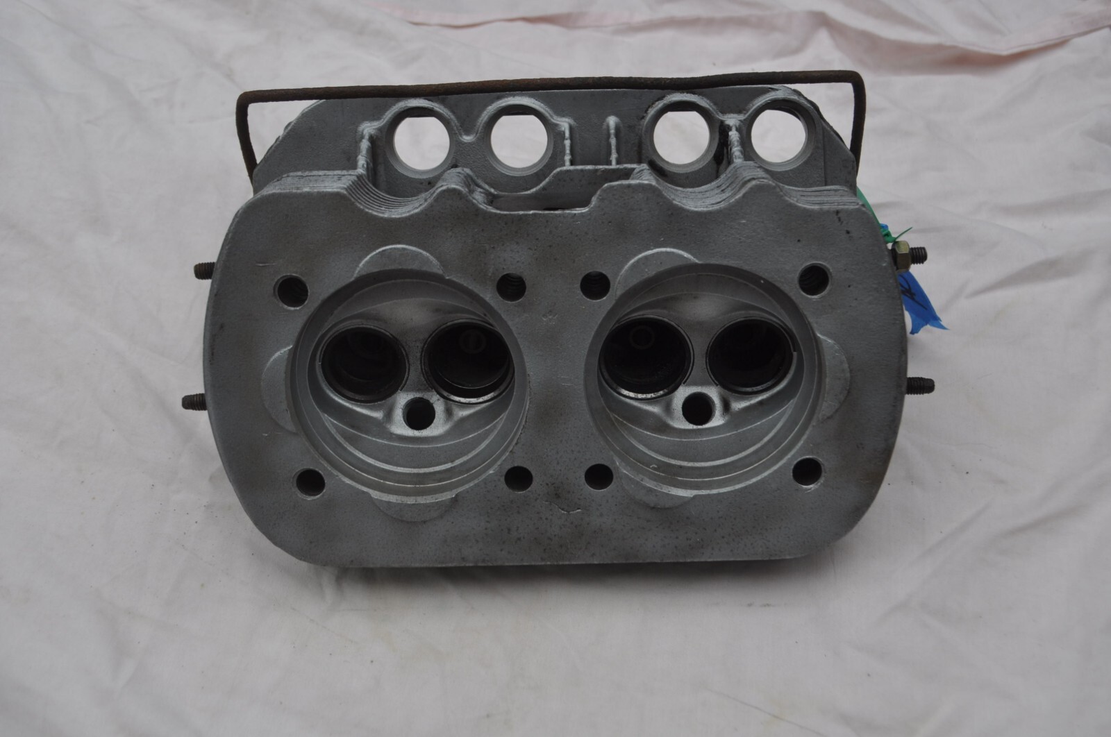 VW Beetle/Aircooled Cylinder Heads Refurbished 1600 Twinport VW OEM 113