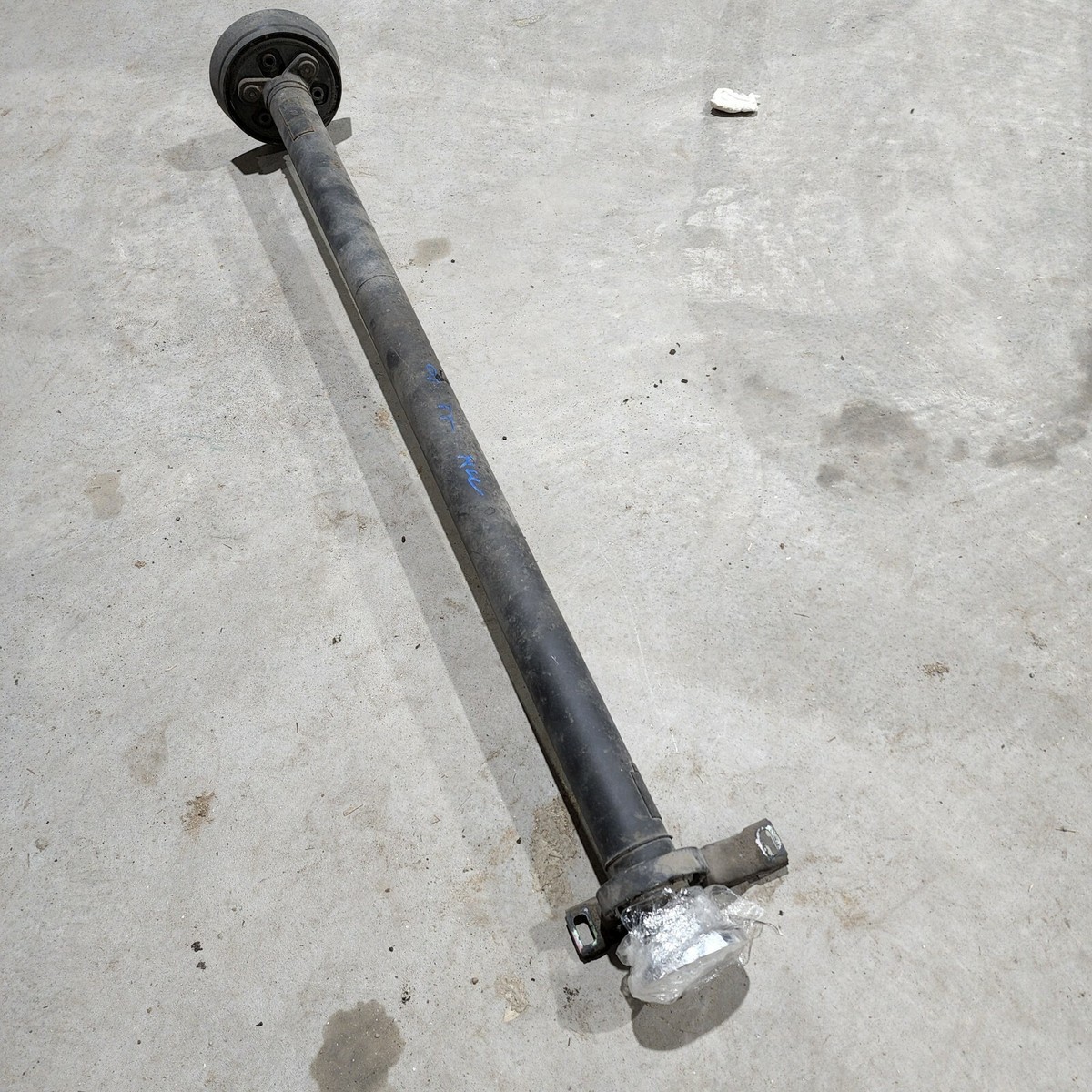 2000-2006 AUDI TT QUATTRO MANUAL TRANSMISSION DRIVE SHAFT CARDAN PROPELLER  OEM
