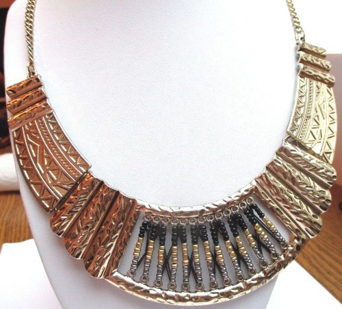 Collier Plastron Vintage Argenté Grandes Ailes Réglable - Bijou Fantaisie Femme 5824