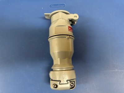KILLARK UGRC-20231F 20 AMP ACCEPTOR CONNECTOR 125V 20A 1HP BREECH LID CONNECTOR