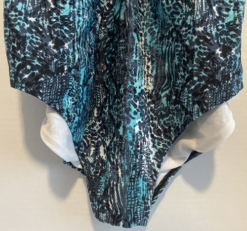Catalina Women’s Blue Green One Piece Vintage Swimsuit Size 16/18 - Picture 5 of 9