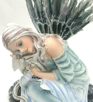 große weiße Elfe mit kl Drachen H 31cm B 21 cm Fantasy Fee Figur Drache