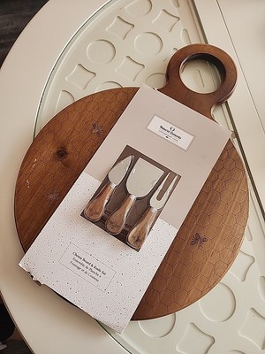 Cheese Board & Knife Set