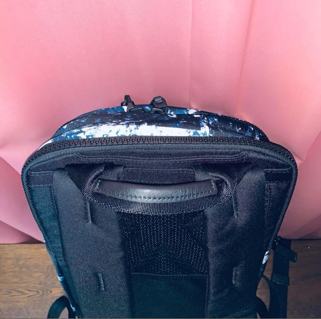 Zaino Tumi Camo Pattern Baits Edizione Limitata Raro Modello Uomo VHTF Pre owmed