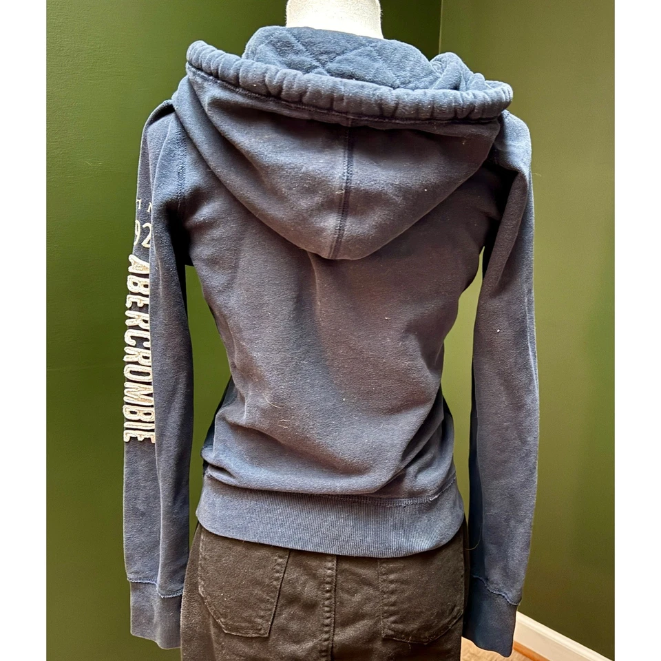 Sudadera con capucha para mujer Y2K Abercrombie Fitch azul marino M Foto 2 de 4