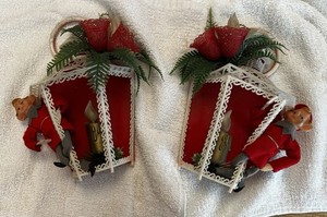 MCM Christmas Lantern With Hanging Elves