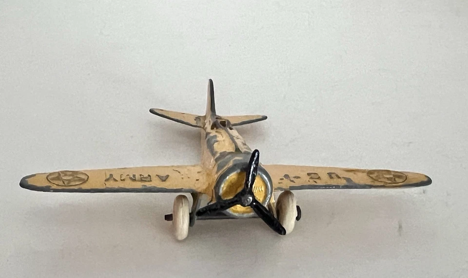 Avión de persecución vintage del ejército de Estados Unidos Tootsietoy de 1930 - casi como nuevo - avión imperdible Foto 3 de 4