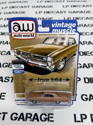 AUTO WORLD 1964 Pontiac Grand Prix Royal Bobcat Gold 1:64 Diecast Vintage Muscle