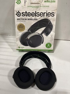 SteelSeries Arctis 9X On Ear Wireless Gaming Headset Black Used