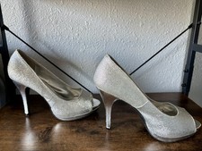 Ladies Silver Glitter Heel Pump Shoes Open Toes Size 7 1/2 Elegant