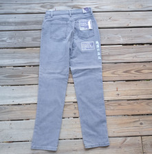 NWT Gloria Vanderbilt Amanda Slimming Jean Women  s 8 Average Gray