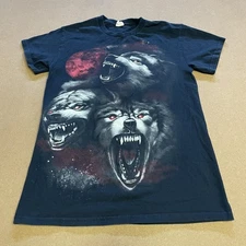 Wolf Moon Graphic Shirt Mens Small Gildan Red Eyes Horror Vintage Look Tee