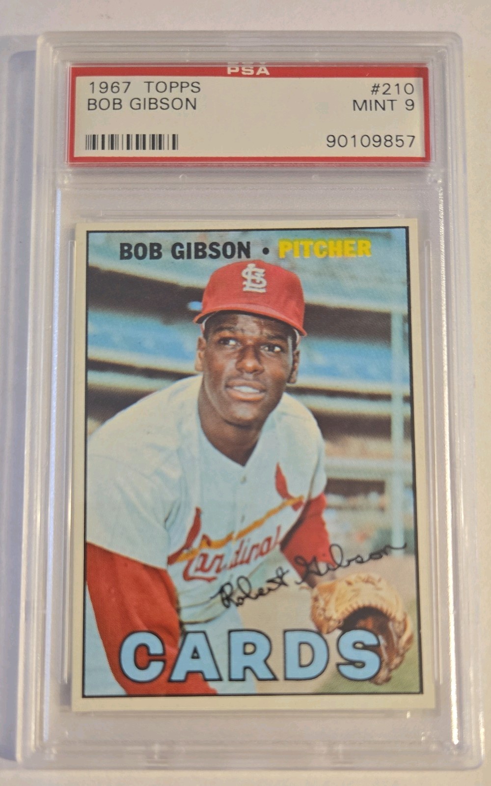 1967 TOPPS #210 BOB GIBSON PSA 9