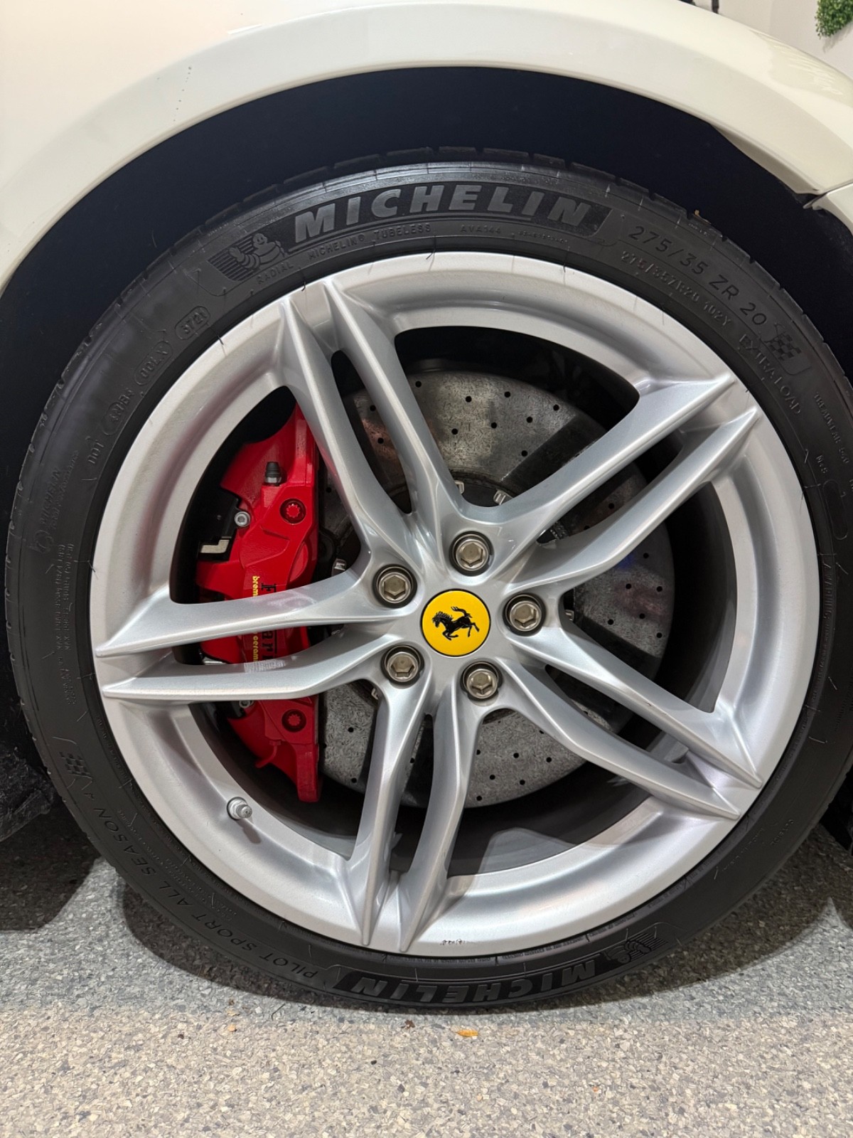 OEM Ferrari 812 Superfast 812 GTS wheels and Michelin tires 20”