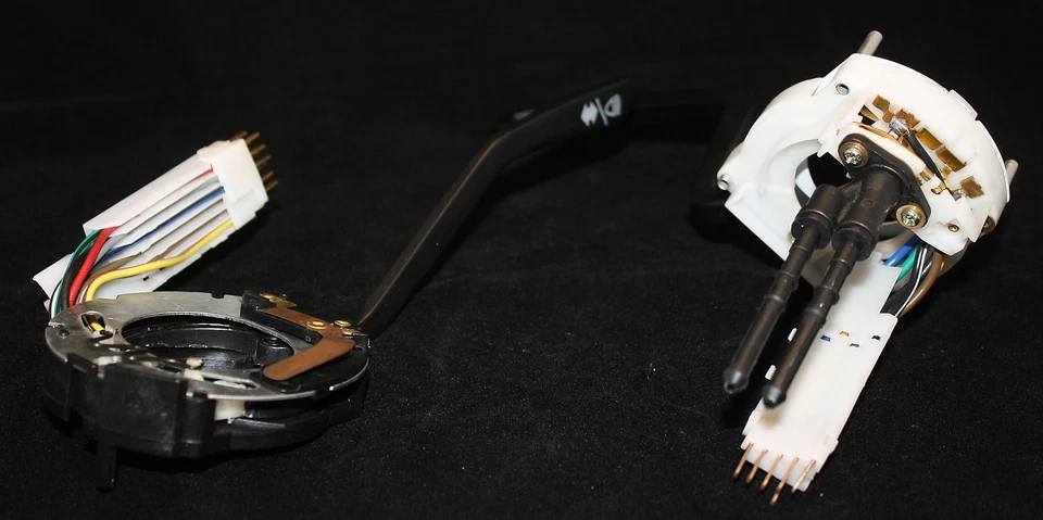 Juego combinado de interruptor de lavadora de señal de giro y limpiaparabrisas 914, Porsche 914 '70-'75 Foto 2 de 3