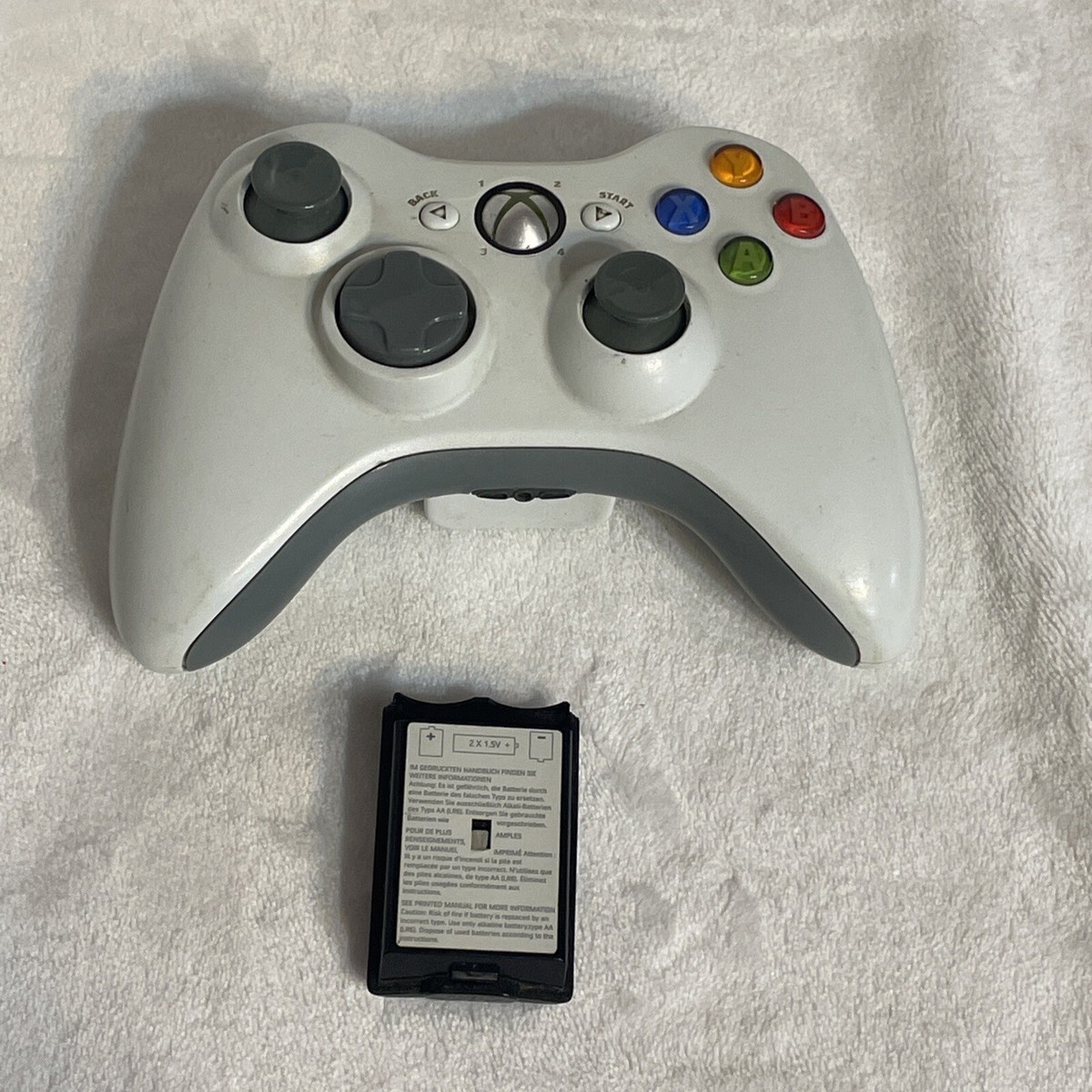 Microsoft Xbox 360 Wireless Controller White Model X801769
