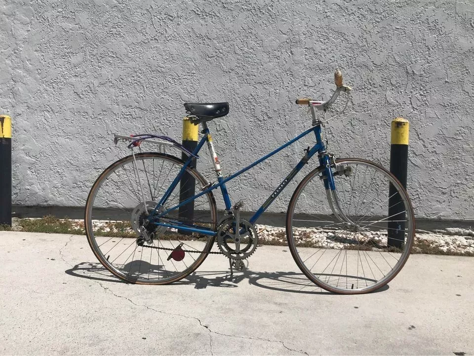 Vintage Peugeot Record Du Monde Bicycle road bike used blue france steel