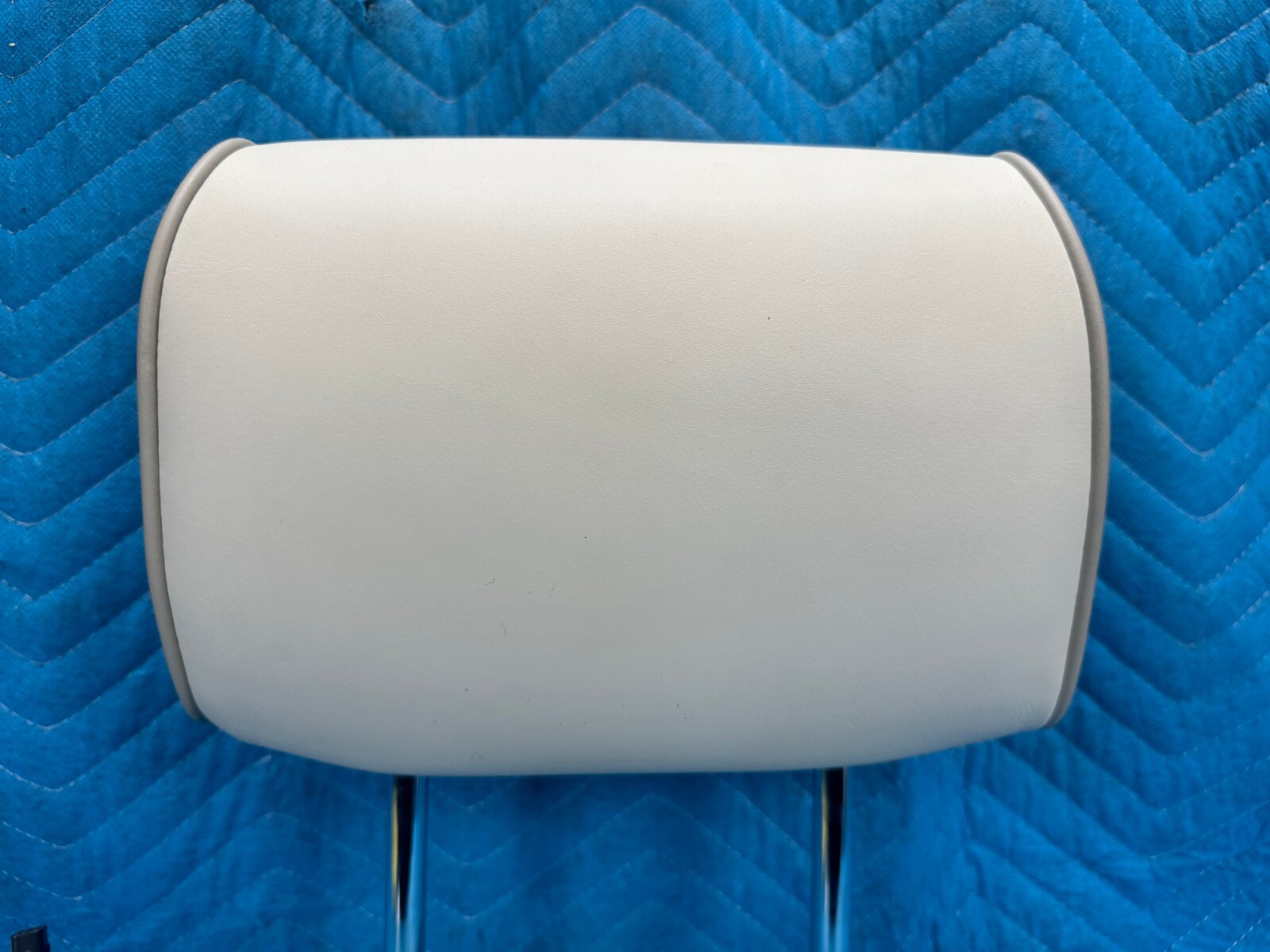 Bentley Flying Spur Front Driver's Seat Headrest w/ Display Ivory 2008-2012 OEM