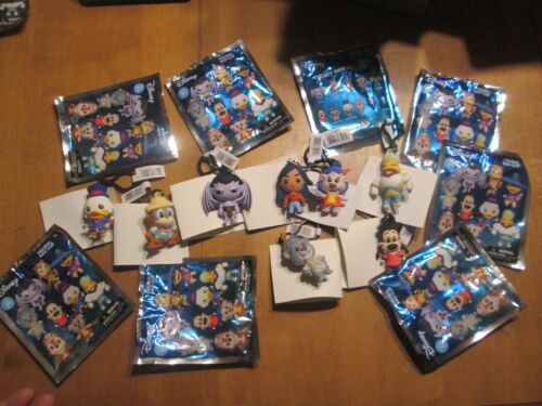 LOT 8 DISNEY 90'S CARTOON SERIES 40 FIGURAL BAG CLIP 3D HANGERS ALMOST COMPLETE - Picture 1 of 10