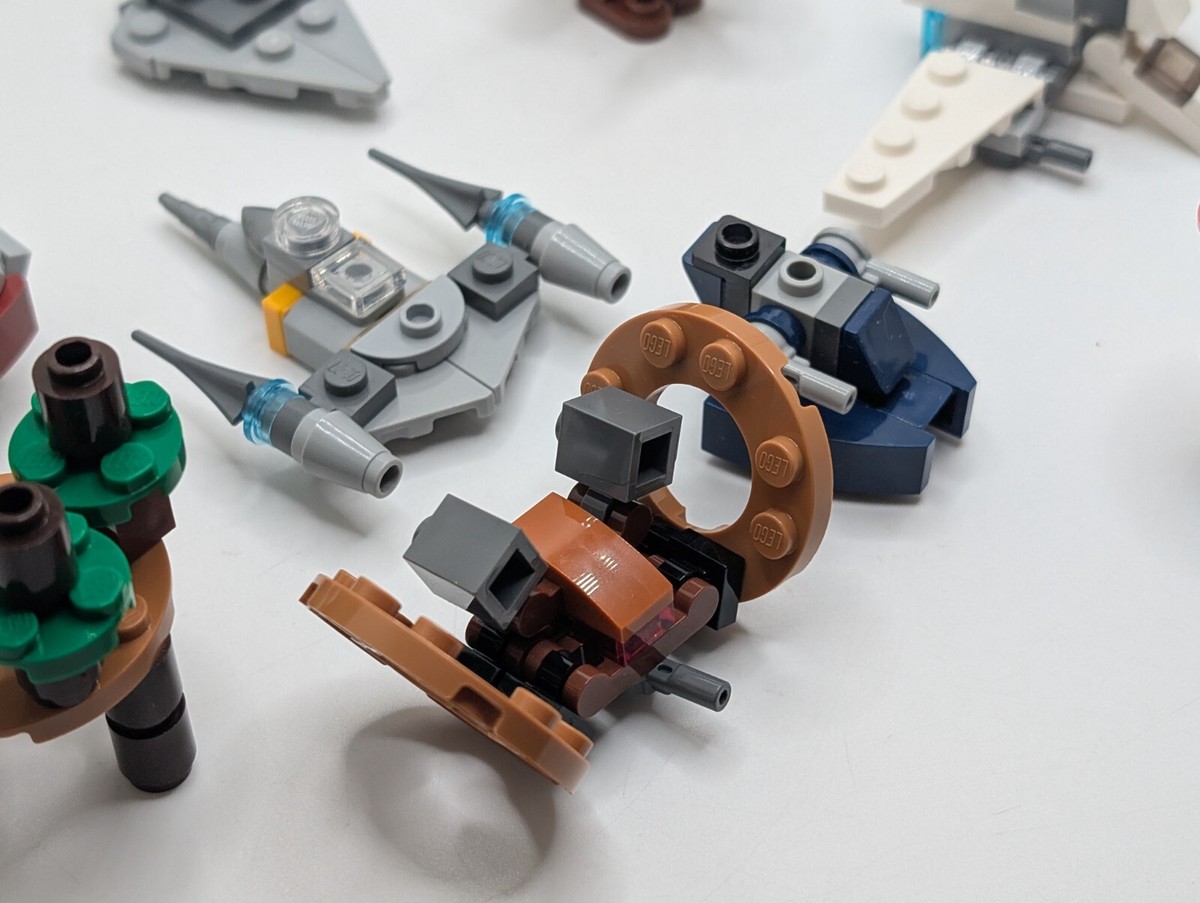 サメぴよ Lego 2023 Star Wars Advent Calendar 75366 Minifigures and Mini