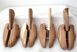 2 Pair Clarks England Cedar Shoe Stretcher/Shapers Size M