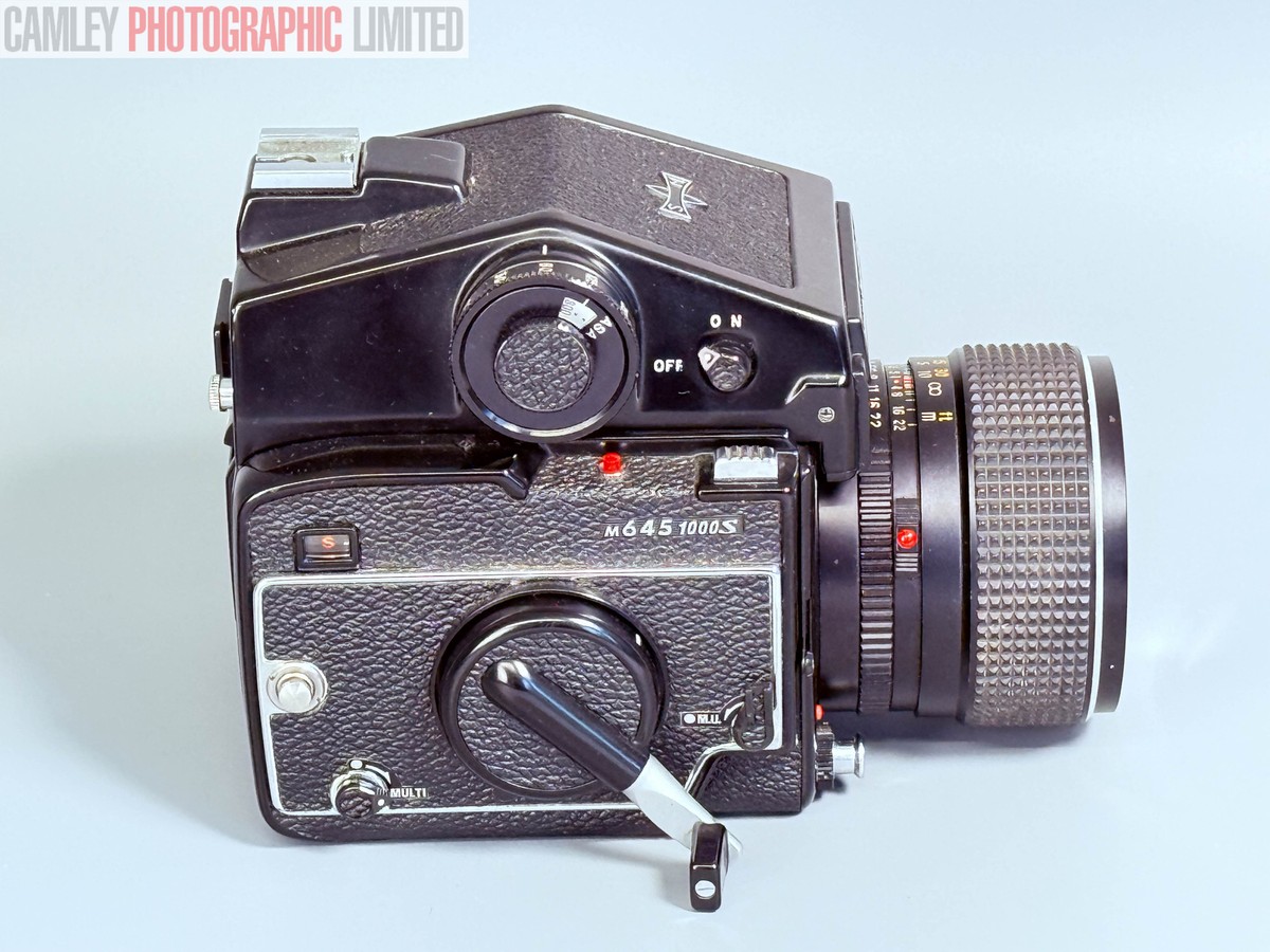 フィルムカメラ Mamiya M645 1000s 1:1.9 80mm Mamiya M645 1000s 1:1.9 80mm Mamiya M645 1000S Camera w/ FAST 80mm