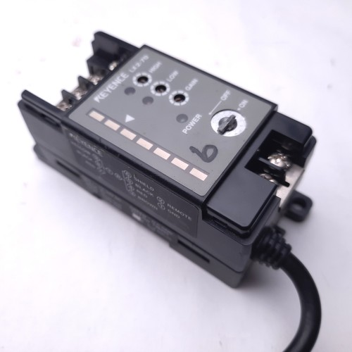 Keyence LX2-70 Laser Sensor Amplifier NPN 12-24VDC, Response: 0.5ms *Short Key* - Picture 3 of 5